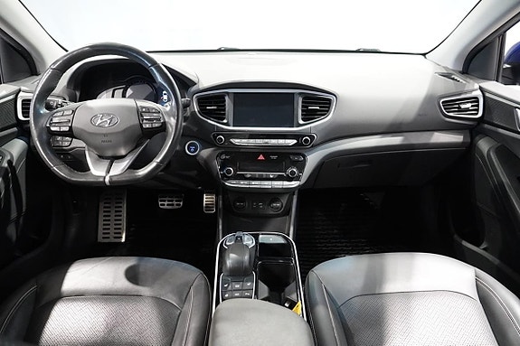 Hyundai IONIQ 8 of 12