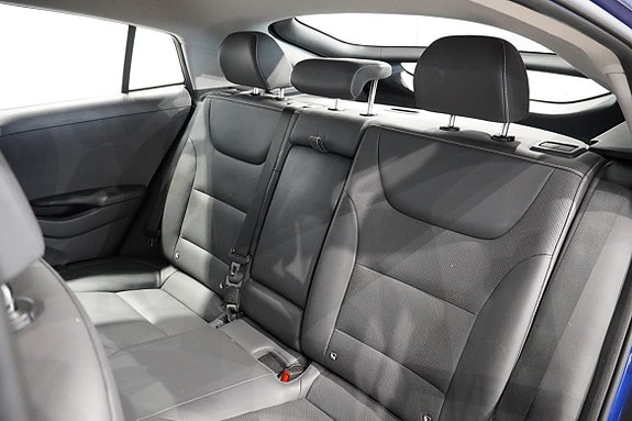 Hyundai IONIQ 7 of 12