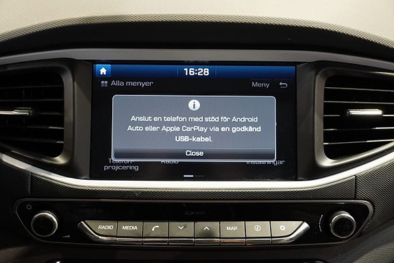 Hyundai IONIQ 10 of 12