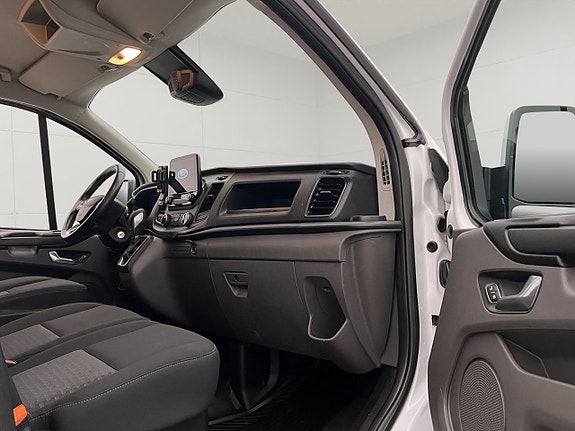 Ford Transit Custom 22 of 28