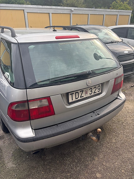 Saab 9-5 3 of 3