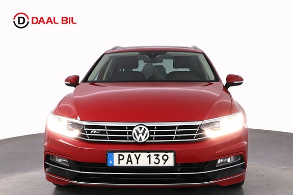 Volkswagen Passat 2 of 26