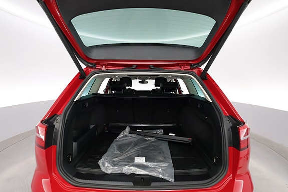 Volkswagen Passat 25 of 26