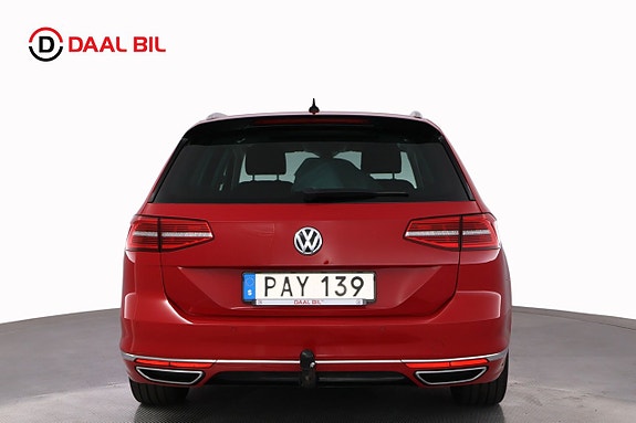 Volkswagen Passat 7 of 26