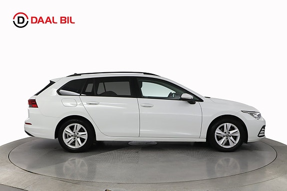 Volkswagen Golf VIII 5 of 23