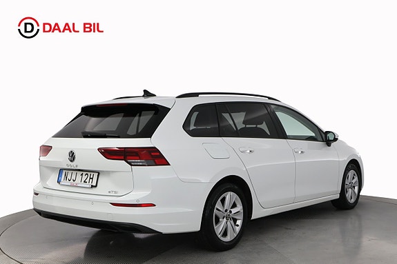 Volkswagen Golf VIII 6 of 23