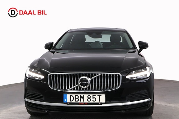 Volvo S90 2 of 30