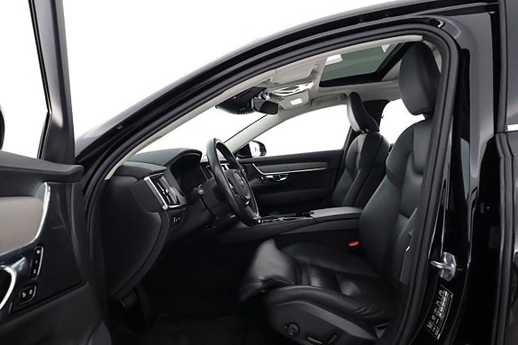 Volvo S90 10 of 30