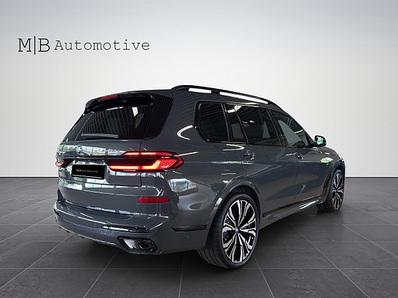 BMW X7 6 of 23