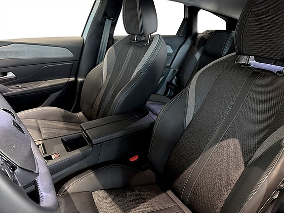 Peugeot 308 SW 5 of 16