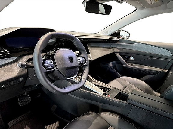 Peugeot 308 SW 4 of 16