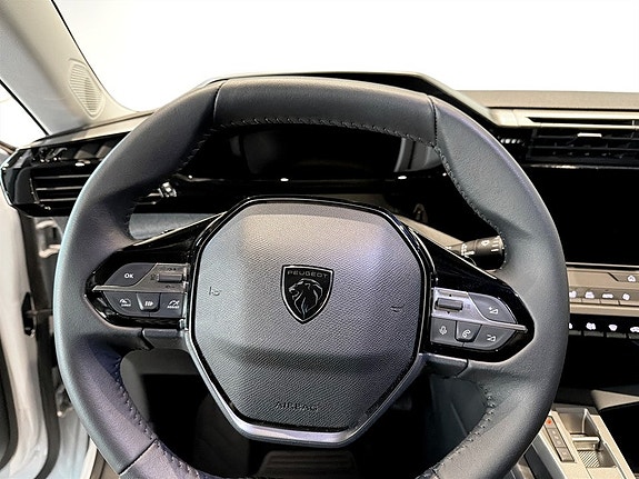 Peugeot 308 SW 6 of 16