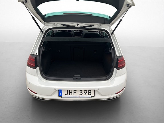 Volkswagen e-Golf VII 8 of 28