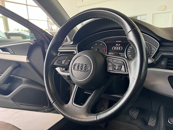 Audi A4 9 of 16