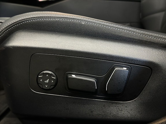 BMW i5 11 of 30