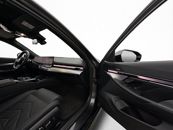 BMW i5 30 of 30