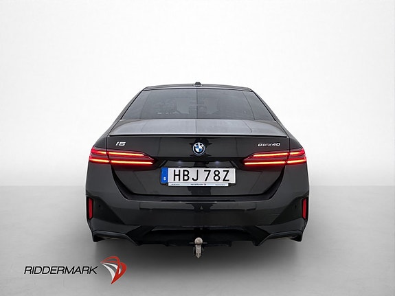 BMW i5 6 of 30