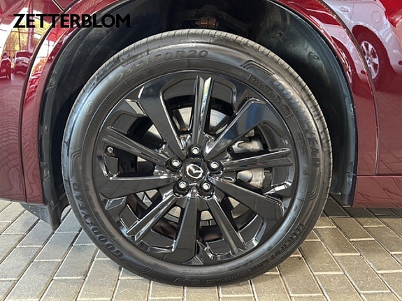 Mazda CX-80 13 of 15