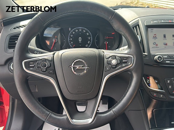 Opel Insignia Country Tourer 12 of 14