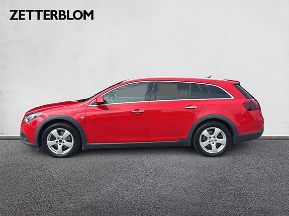 Opel Insignia Country Tourer 2 of 14