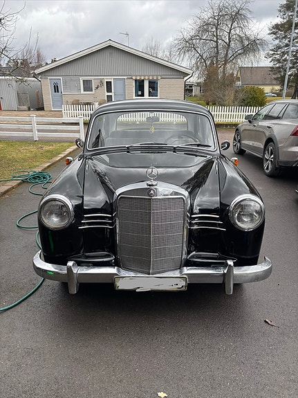 Mercedes-Benz 180 7 of 13