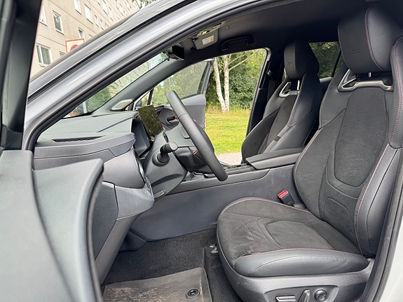 Toyota C-HR 7 of 22