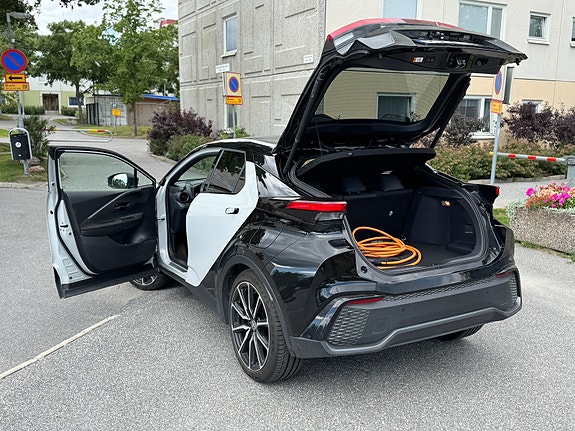 Toyota C-HR 19 of 22