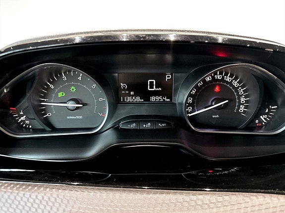 Peugeot 2008 7 of 15