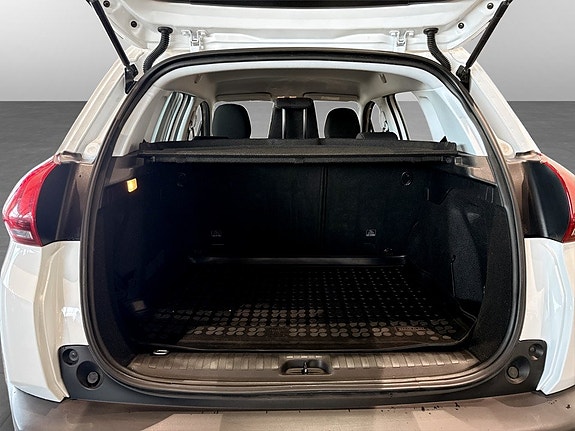 Peugeot 2008 13 of 15