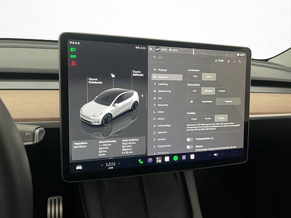 Tesla Model Y 23 of 30