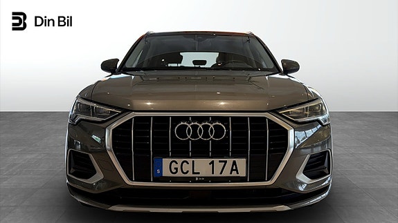 Audi Q3 4 of 13