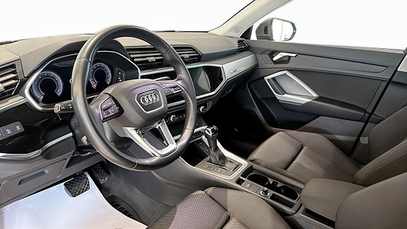 Audi Q3 7 of 13