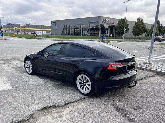 Tesla Model 3 2 of 14