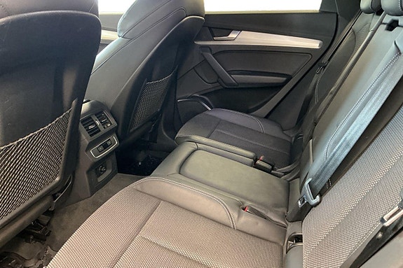 Audi Q5 12 of 28