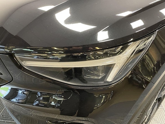 Volvo EX40 10 of 19