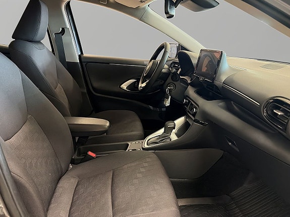Toyota Yaris 10 of 11