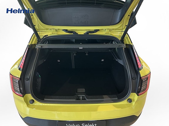Volvo EX30 13 of 16