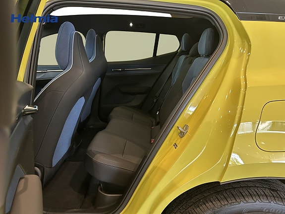 Volvo EX30 7 of 16