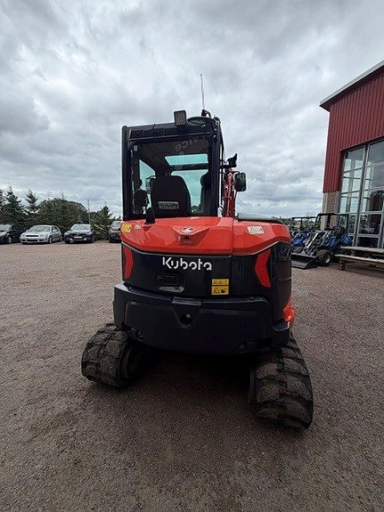 Kubota KX060 4 of 7