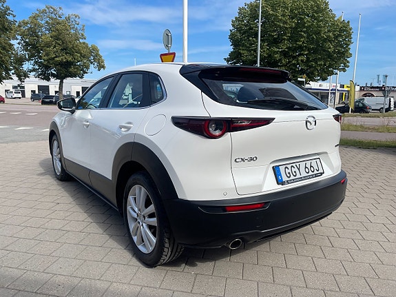 Mazda CX-30 7 of 26