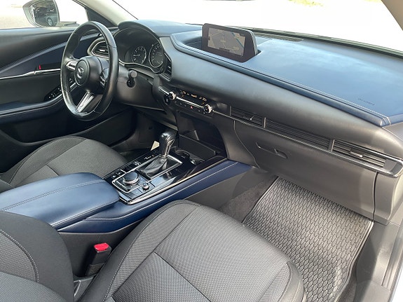Mazda CX-30 17 of 26