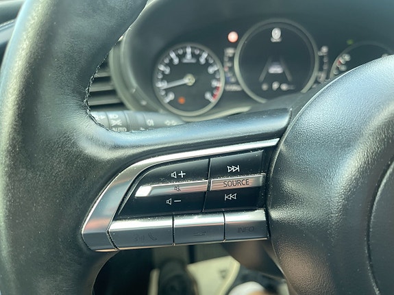 Mazda CX-30 25 of 26