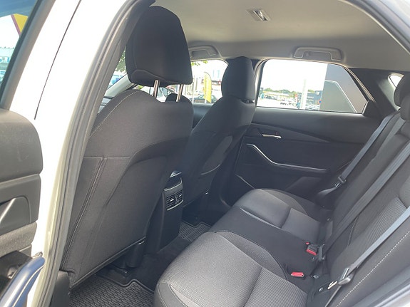 Mazda CX-30 14 of 26