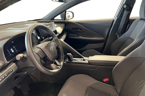 Toyota C-HR 14 of 21