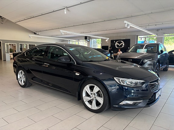 Opel Insignia 7 of 24