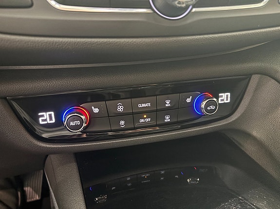 Opel Insignia 24 of 24