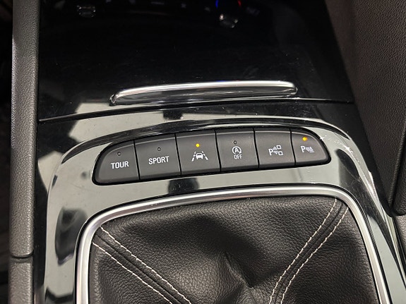 Opel Insignia 16 of 24