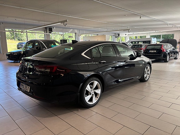 Opel Insignia 5 of 24