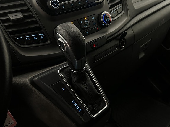 Ford Transit Custom 24 of 30