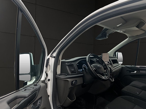 Ford Transit Custom 15 of 30